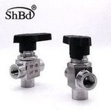 Load image into Gallery viewer, 304不锈钢仪表球阀DN15 内螺纹G1/2三通面板式仿美球阀 4分水开关 '304 stainless steel instrument ball valve DN15 internal thread G1/2 three-way panel type imitation American ball valve 4 water switch'