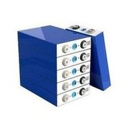 Load image into Gallery viewer, 方形磷酸铁大单体锂电池3.2v240Ah铝壳三轮车移动电源储能电池 'Square iron phosphate large monomer lithium battery 3.2v240Ah aluminum shell tricycle mobile power storage battery'