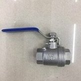 Load image into Gallery viewer, 304不锈钢二片式球阀 316两片式内螺纹球阀 直通式重型全钢阀门 '304 stainless steel two-piece ball valve 316 two-piece internal thread ball valve straight-through heavy-duty all-steel valve'