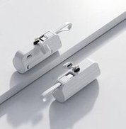 Load image into Gallery viewer, 新款5000毫安口袋无线胶囊充电宝小巧便携移动电源充电宝迷你快充  'New 5000mA pocket wireless capsule charging treasure Small portable mobile power charging treasure Mini fast charging'
