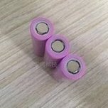 Load image into Gallery viewer, 18650锂电池 3.7V 2400毫安移动电源手电筒路灯太阳能储能充电池  '18650 lithium battery 3.7V 2400mA mobile power flashlight street lamp solar energy storage charging pool'
