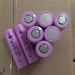 Load image into Gallery viewer, 18650锂电池 3.7V 2400毫安移动电源手电筒路灯太阳能储能充电池  '18650 lithium battery 3.7V 2400mA mobile power flashlight street lamp solar energy storage charging pool'
