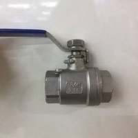 Load image into Gallery viewer, 304不锈钢二片式球阀 316两片式内螺纹球阀 直通式重型全钢阀门  '304 stainless steel two-piece ball valve 316 two-piece internal thread ball valve straight-through heavy-duty all-steel valve'
